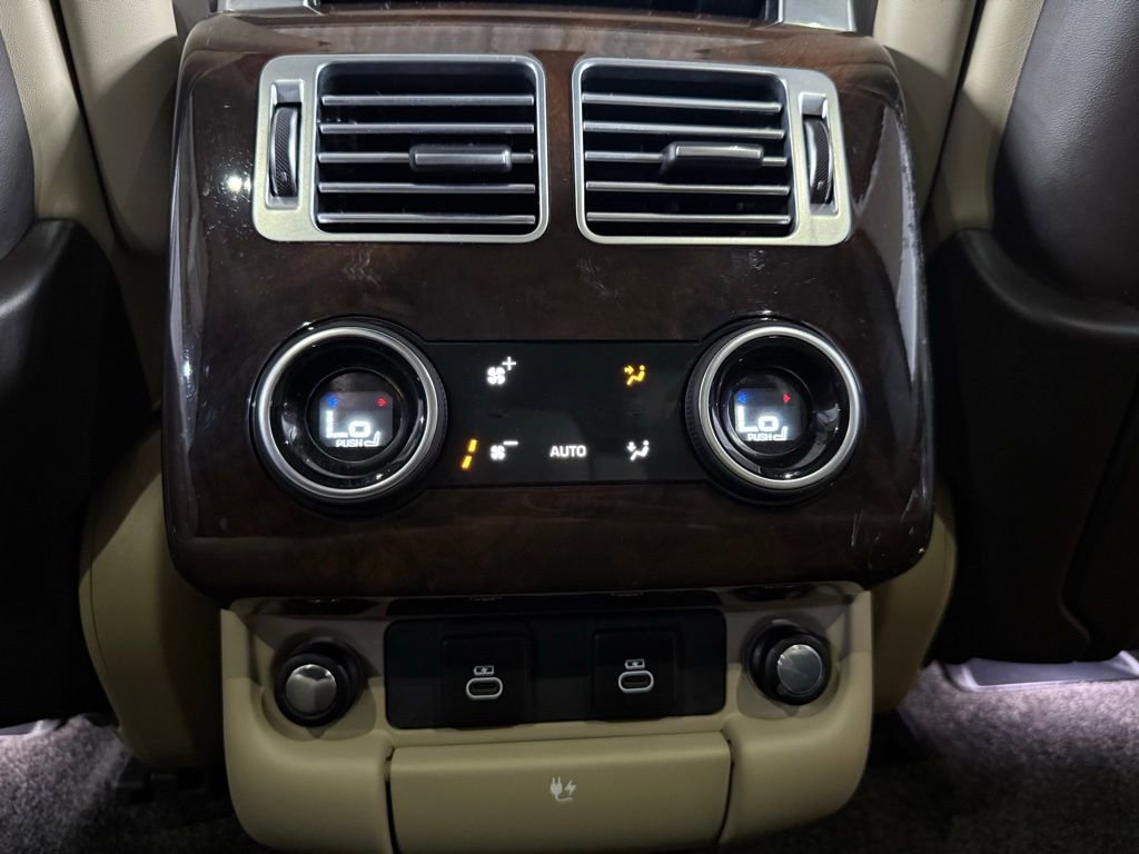 Used 2021 Land Rover Range Rover P525 Westminster Edition image 30