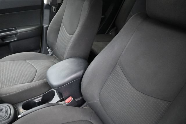 Used 2013 Kia Soul FWD image 17