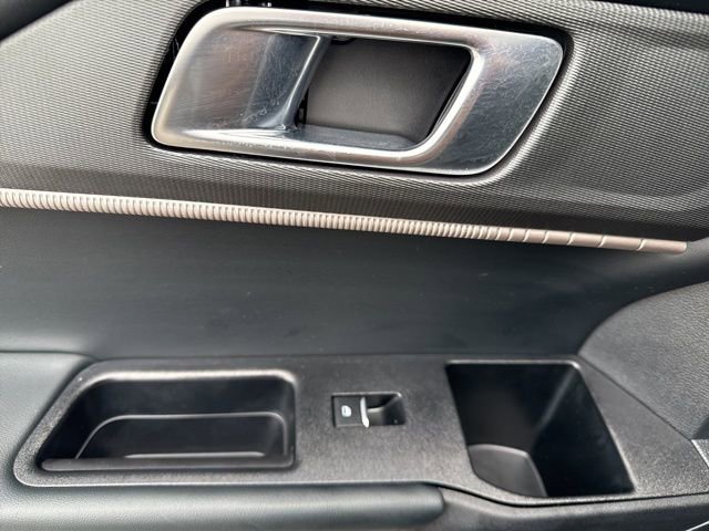 Used 2025 Ford Explorer ST-Line w/ ST-Line Street Pack image 35
