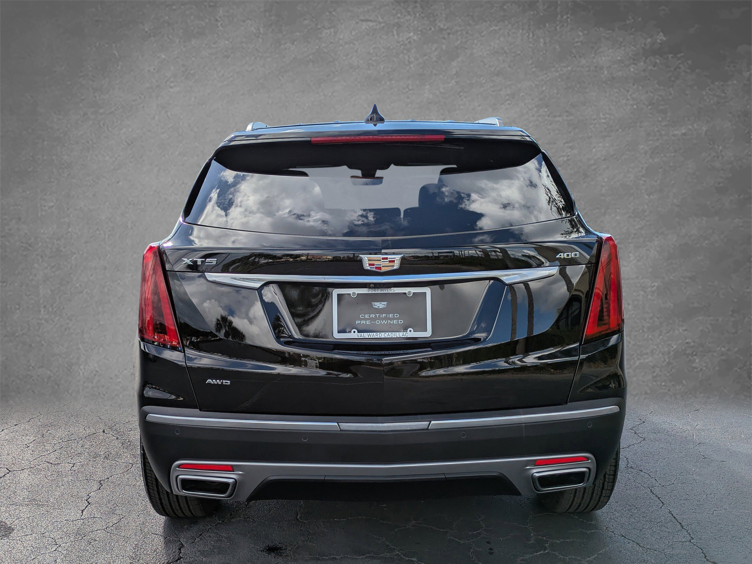 Certified 2025 Cadillac XT5 Premium Luxury w/ Technology Package image 5