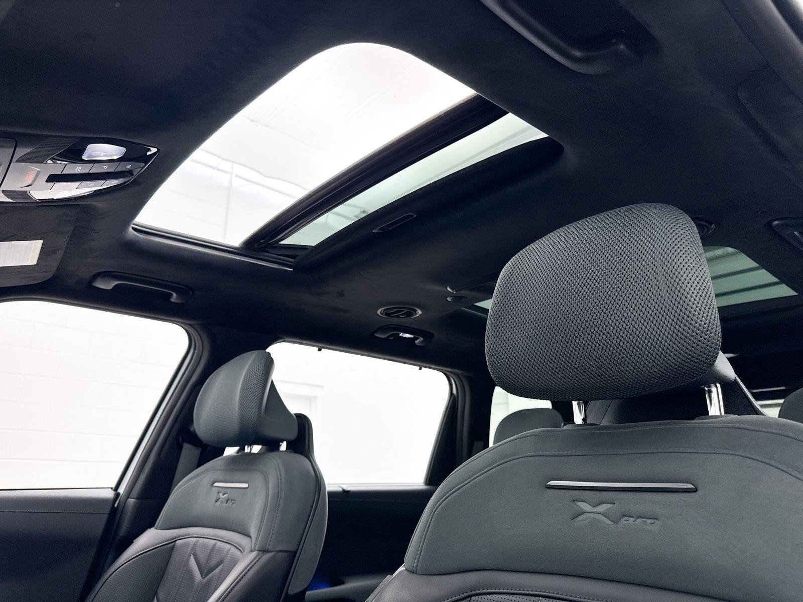 Certified 2027 Kia Telluride SX Prestige X-Pro AWD/4WD image 3
