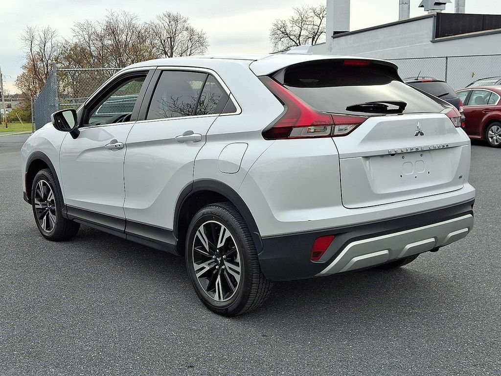 Used 2024 Mitsubishi Eclipse Cross SE image 3