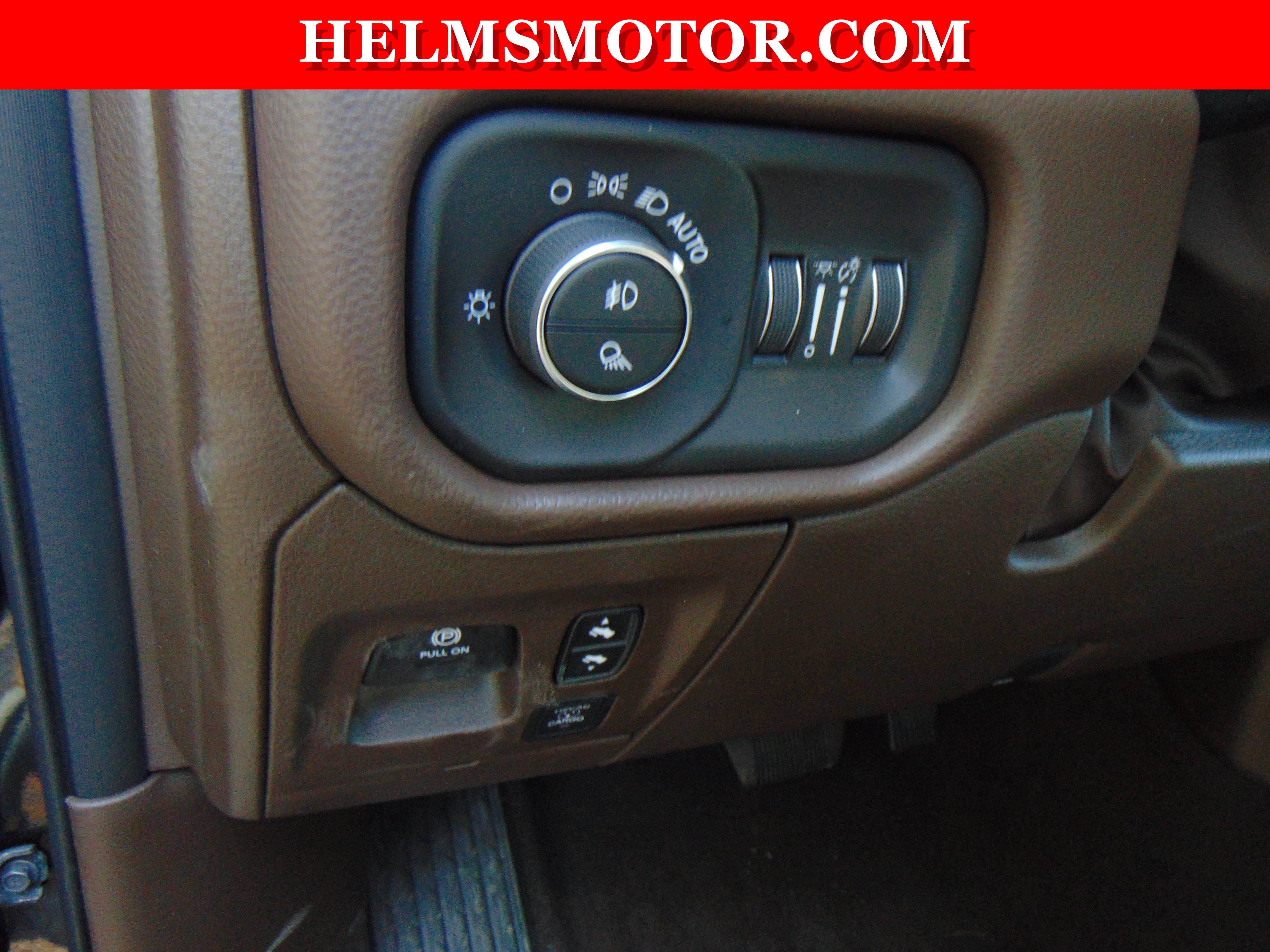 New 2026 RAM 1500 Laramie AWD/4WD image 27