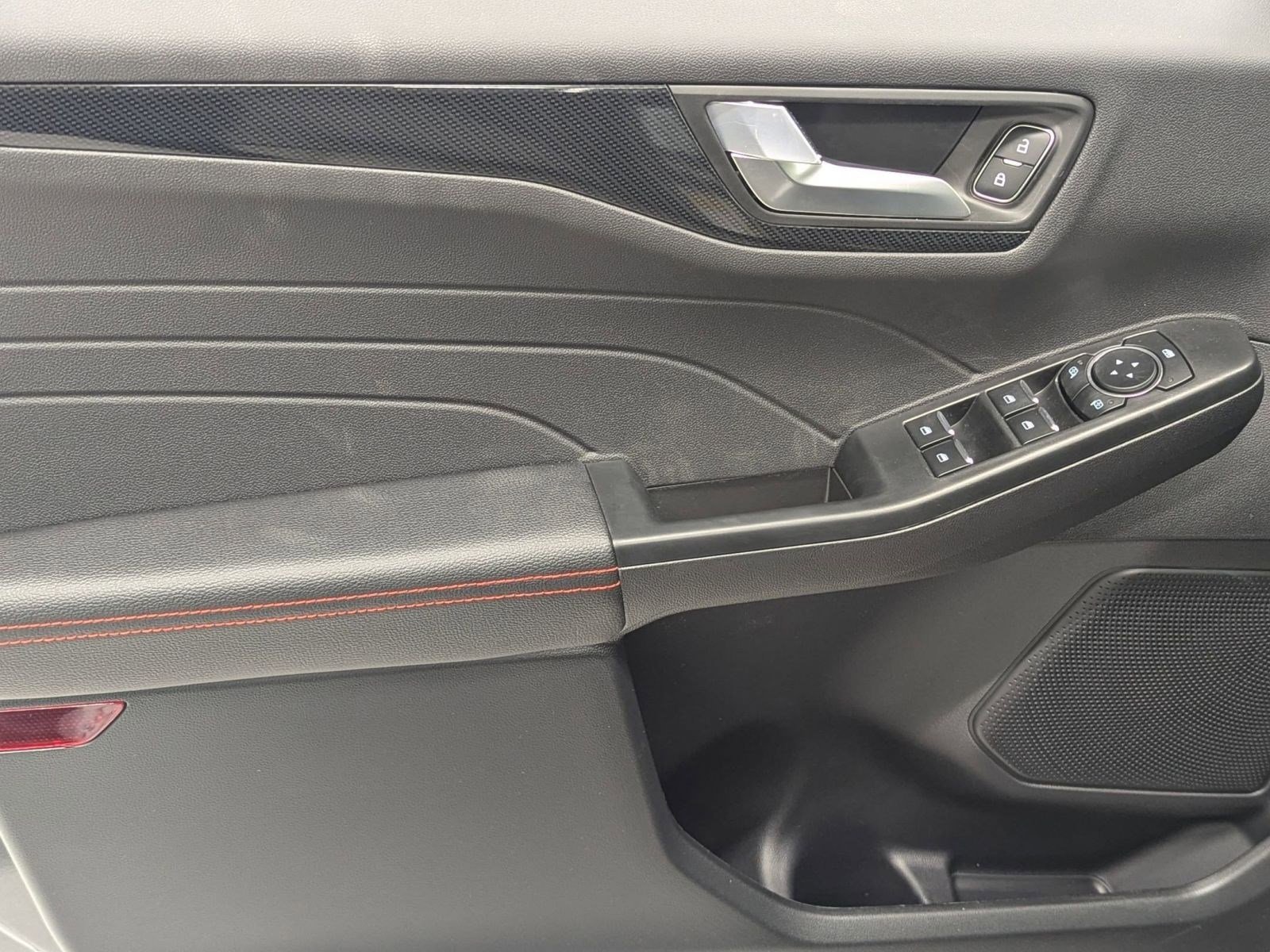 New 2026 Ford Escape ST-Line w/ Tech Pack #1 image 10