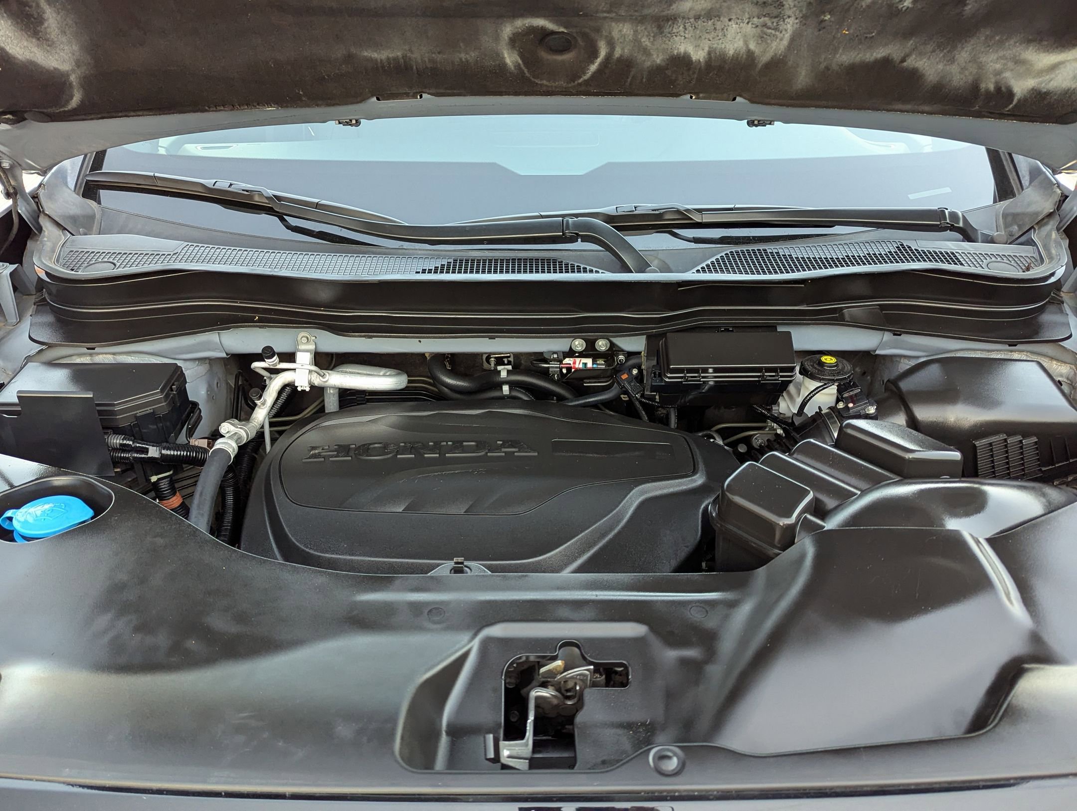 Used 2022 Honda Passport Elite image 32