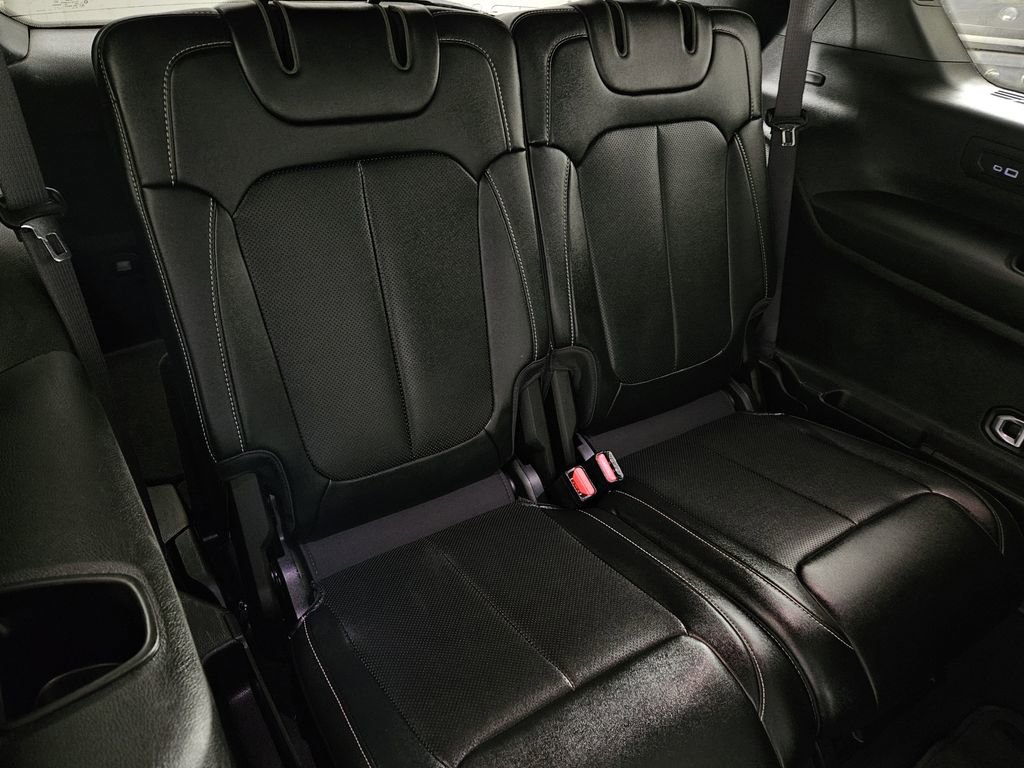 Used 2024 Jeep Grand Cherokee L Limited w/ Luxury Tech Group II image 31