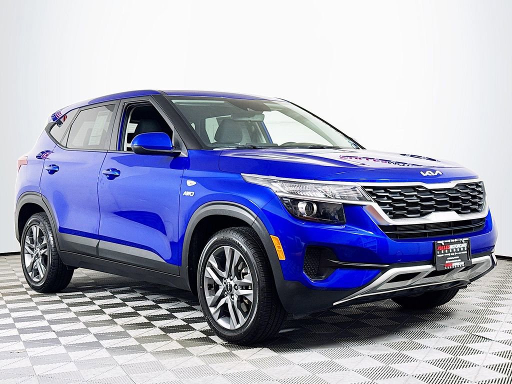 Used 2023 Kia Seltos LX