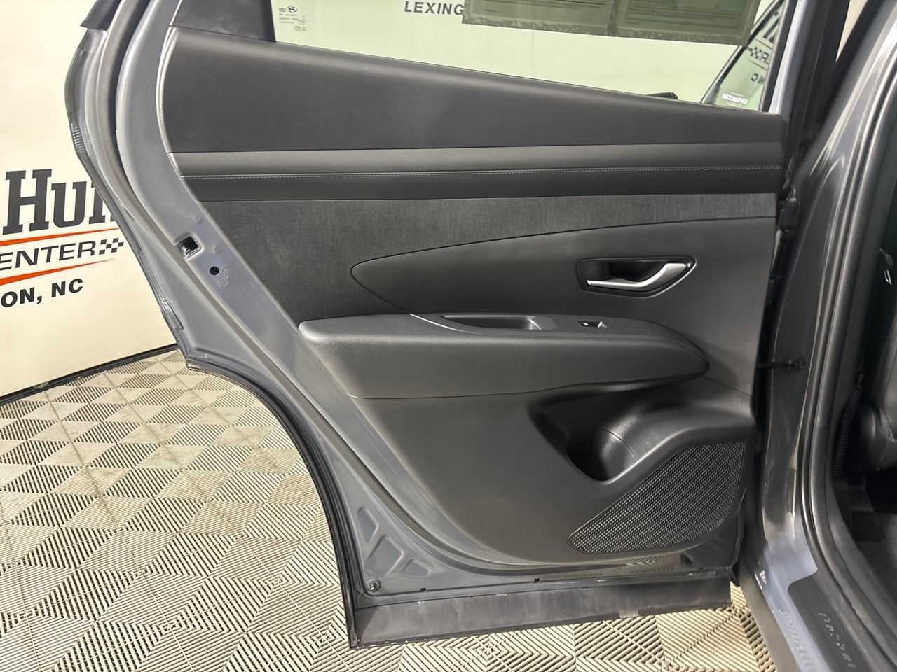 Used 2025 Hyundai Tucson SEL FWD image 23