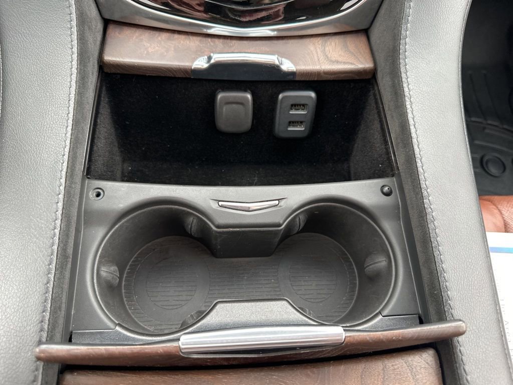 Used 2016 Cadillac Escalade ESV Luxury image 29