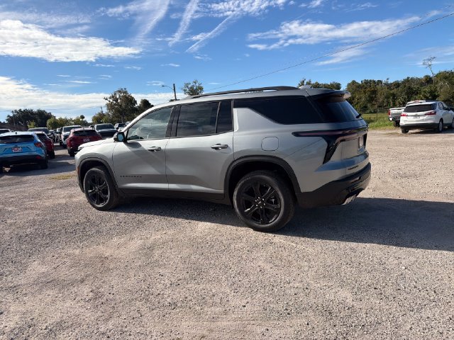 New 2027 Chevrolet Traverse LT w/ Midnight/Sport Edition FWD image 7