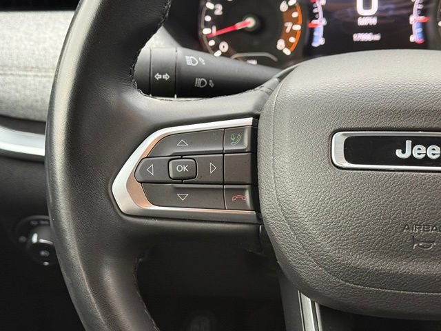 Used 2022 Jeep Compass Latitude AWD/4WD image 9