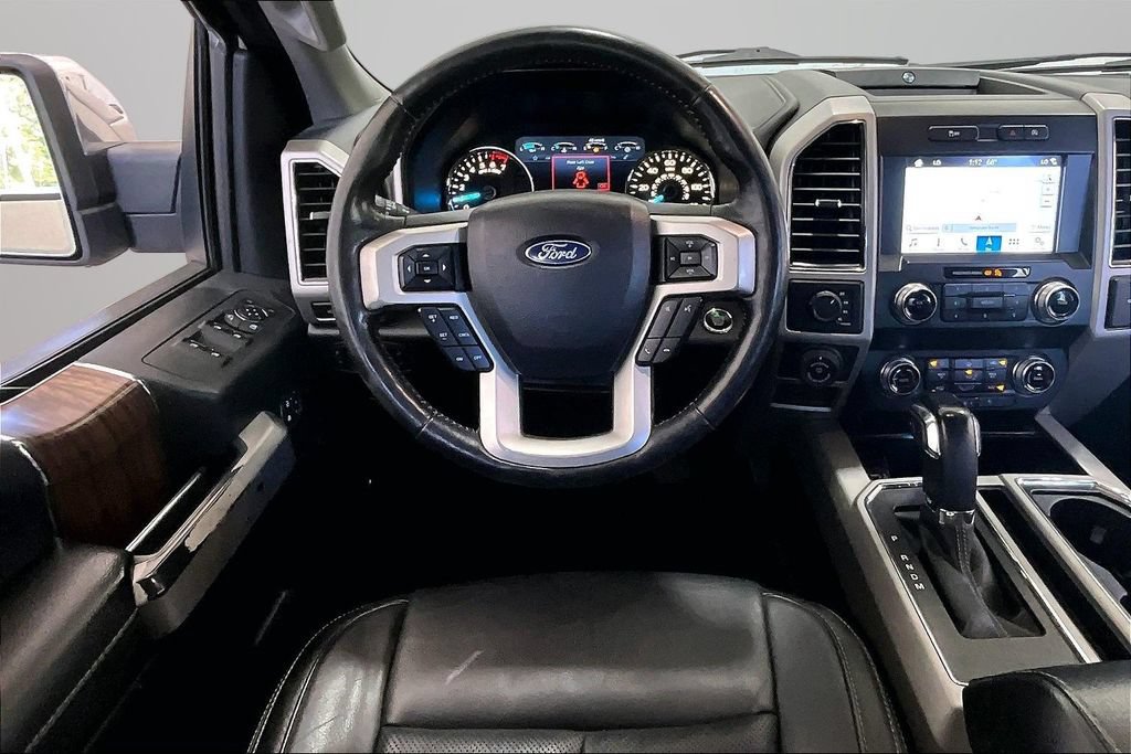Used 2019 Ford F150 Lariat w/ Equipment Group 502A Luxury AWD/4WD image 8