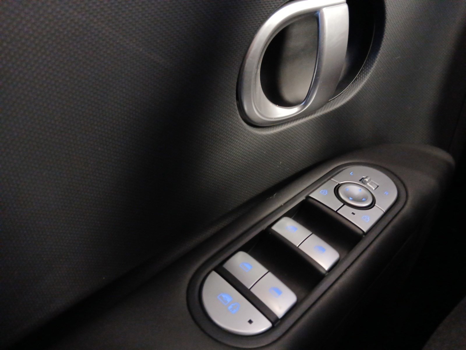 Used 2024 Hyundai Ioniq 5 SEL image 17