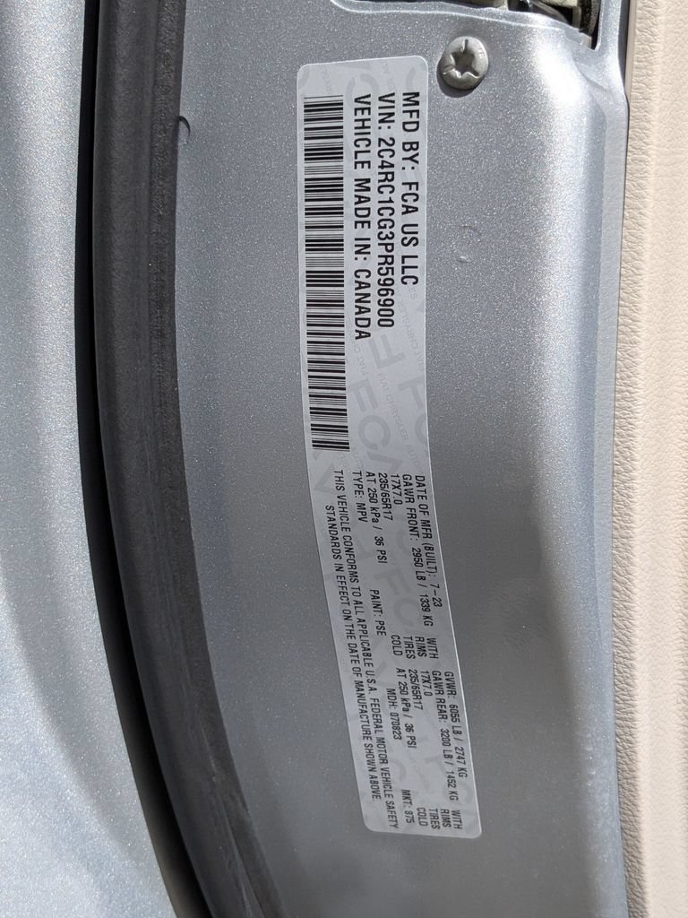 Used 2023 Chrysler Voyager LX FWD image 27