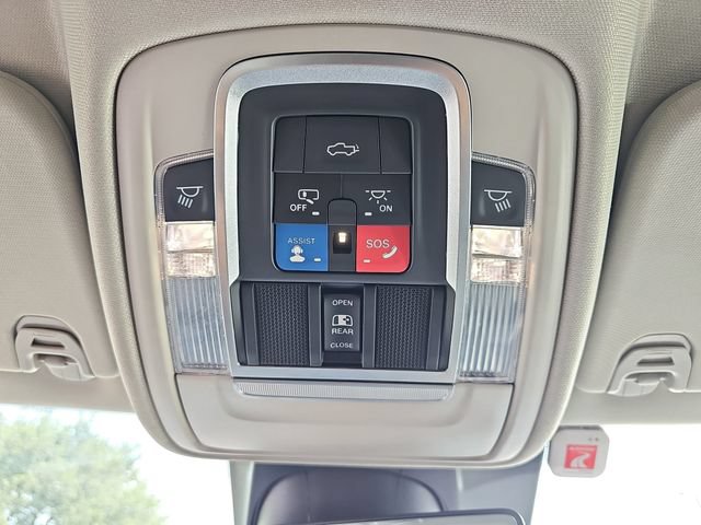 Used 2022 RAM 1500 Laramie AWD/4WD image 35