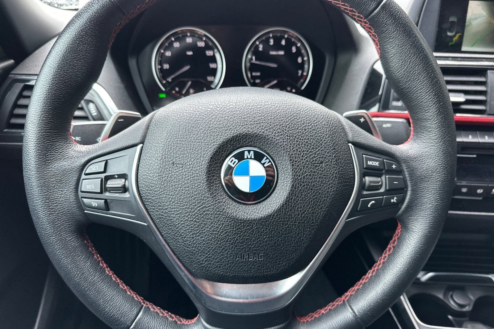 Used 2018 BMW 230i Convertible RWD image 25
