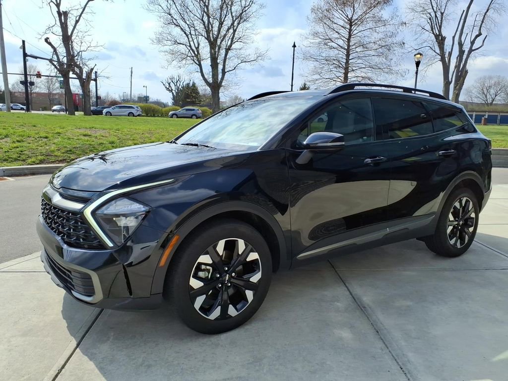 Used 2023 Kia Sportage X-Line w/ X-Line Premium Package image 3