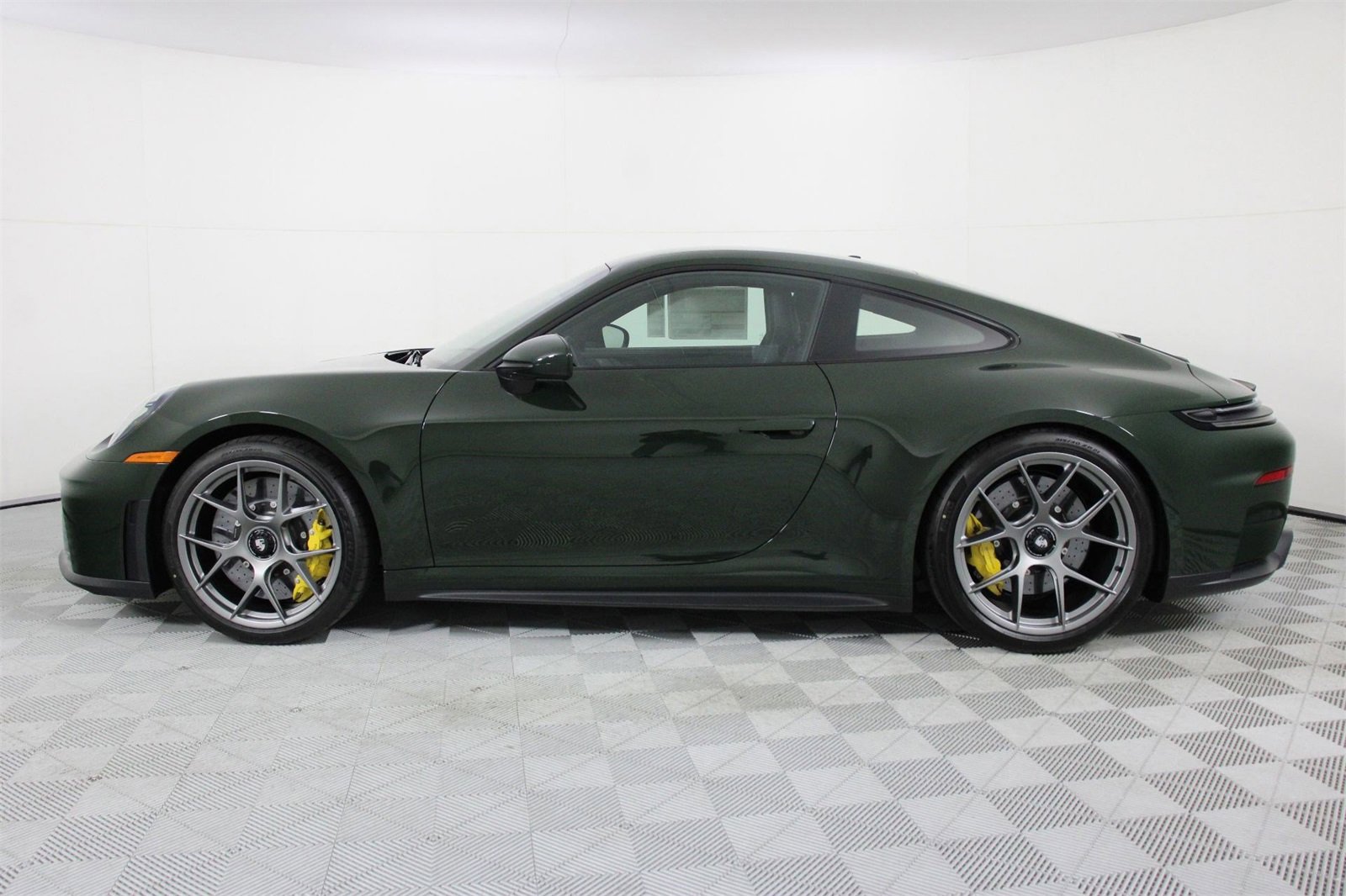 New 2026 Porsche 911 GT3 image 2