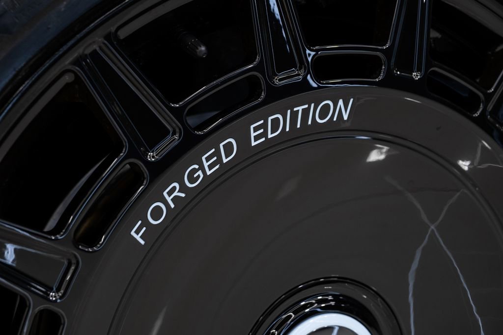 Used 2026 Rolls-Royce Phantom Sedan RWD image 41