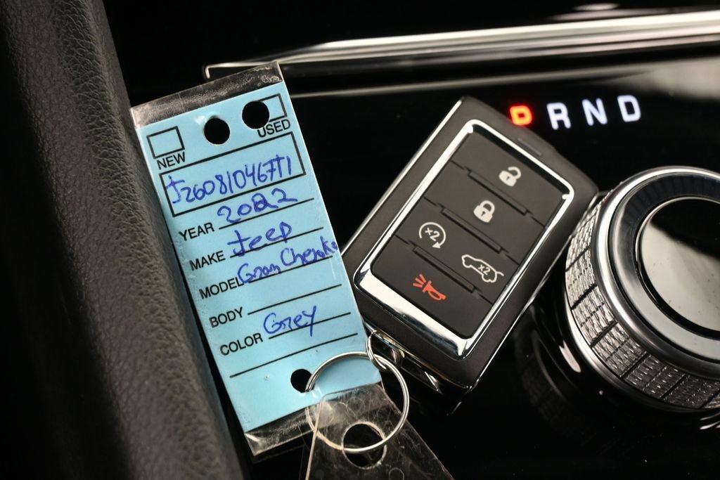 Used 2022 Jeep Grand Cherokee L Limited RWD image 31