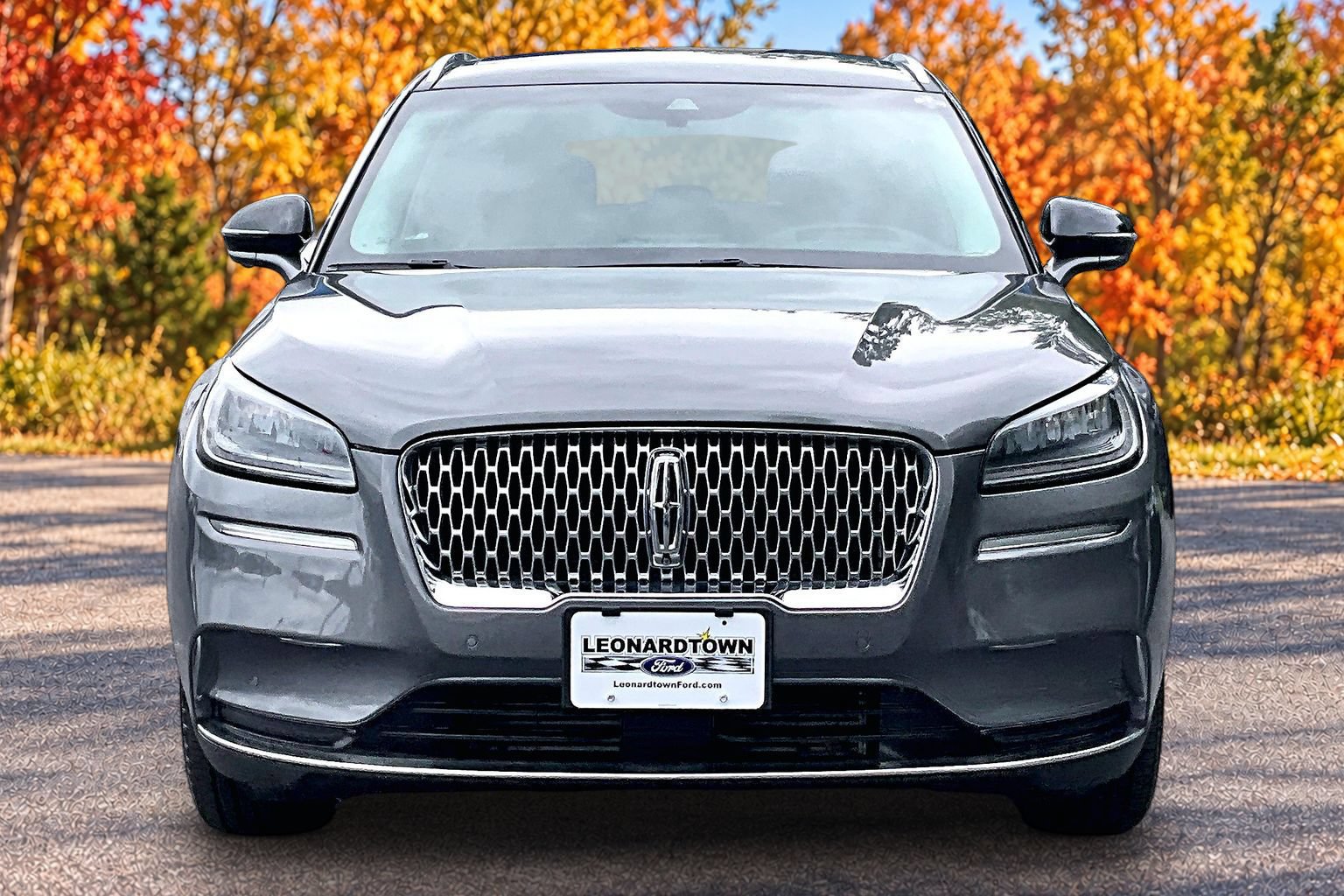 Used 2022 Lincoln Corsair Reserve w/ Equipment Group 201A AWD/4WD image 3