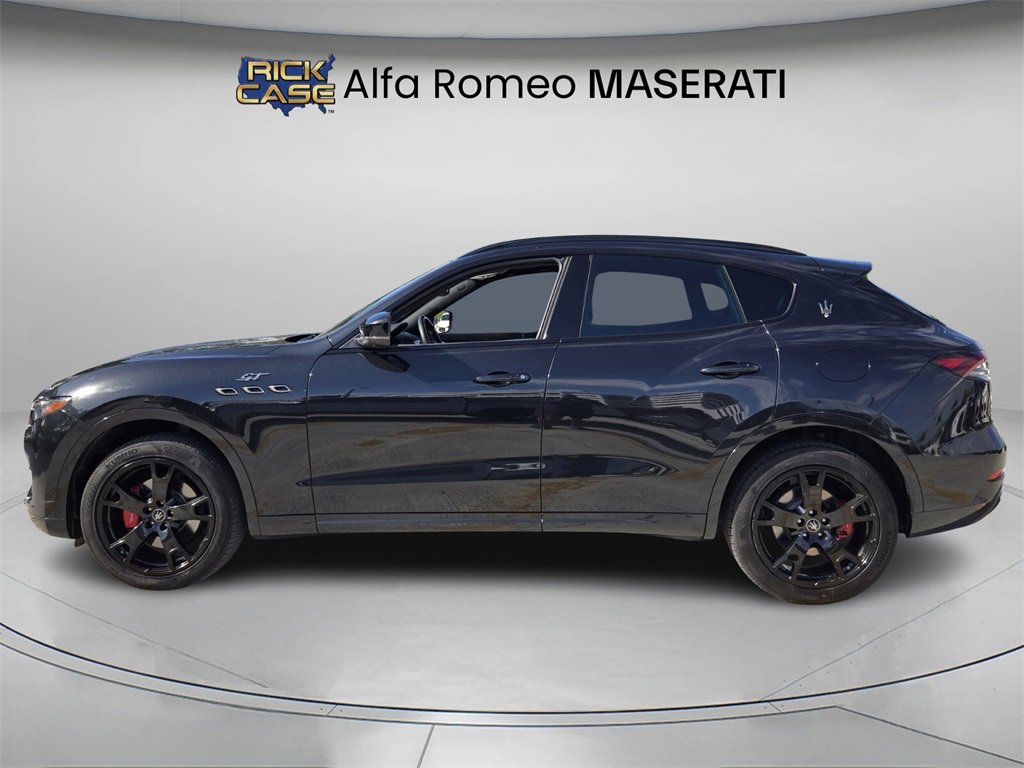 Used 2022 Maserati Levante GT image 3