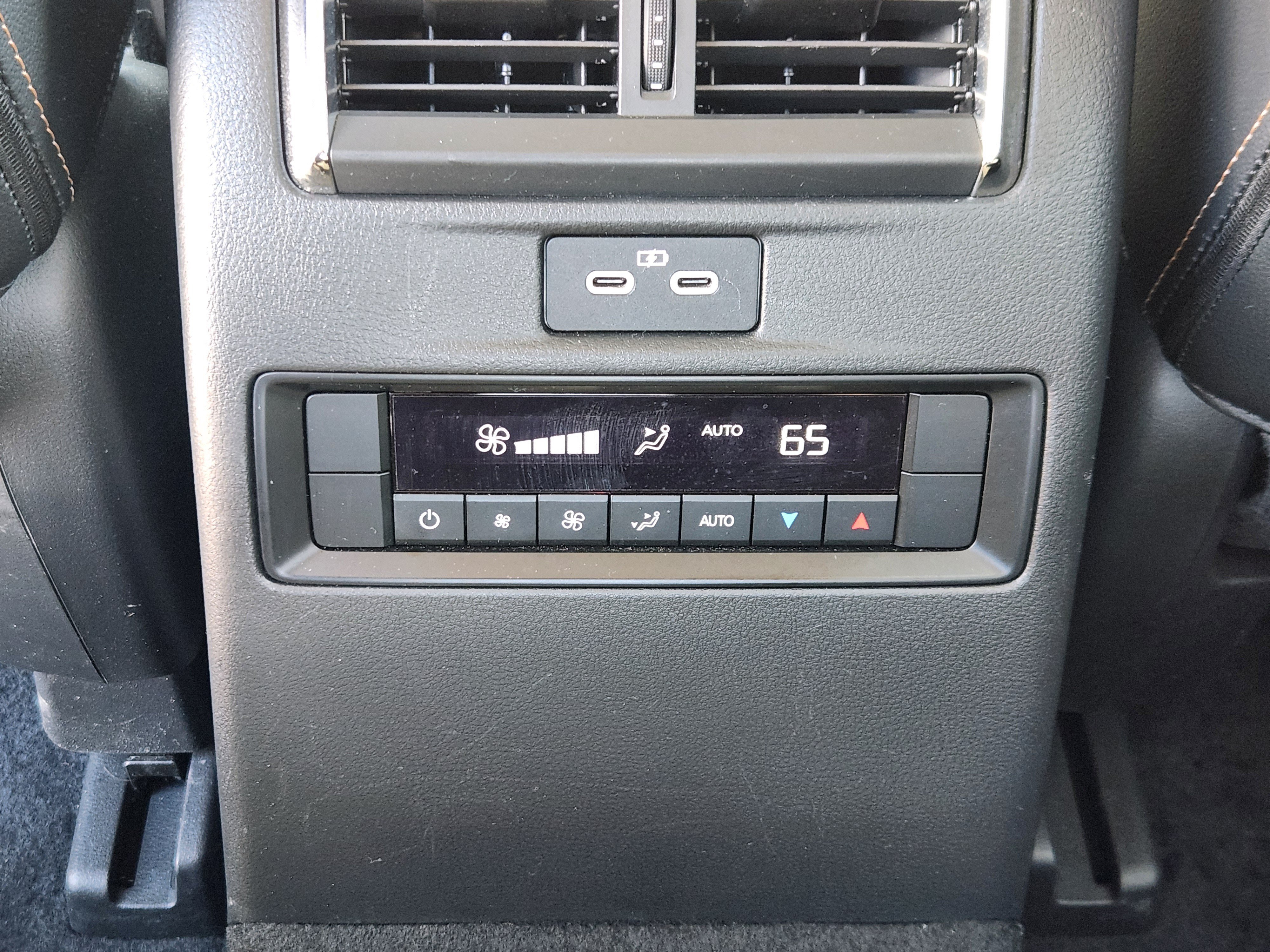 Certified 2024 MAZDA CX-90 Plug-In Hybrid w/ Premium Pkg AWD/4WD image 24