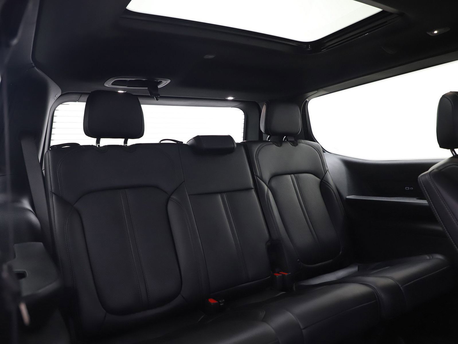 Used 2024 Jeep Wagoneer Series II image 12