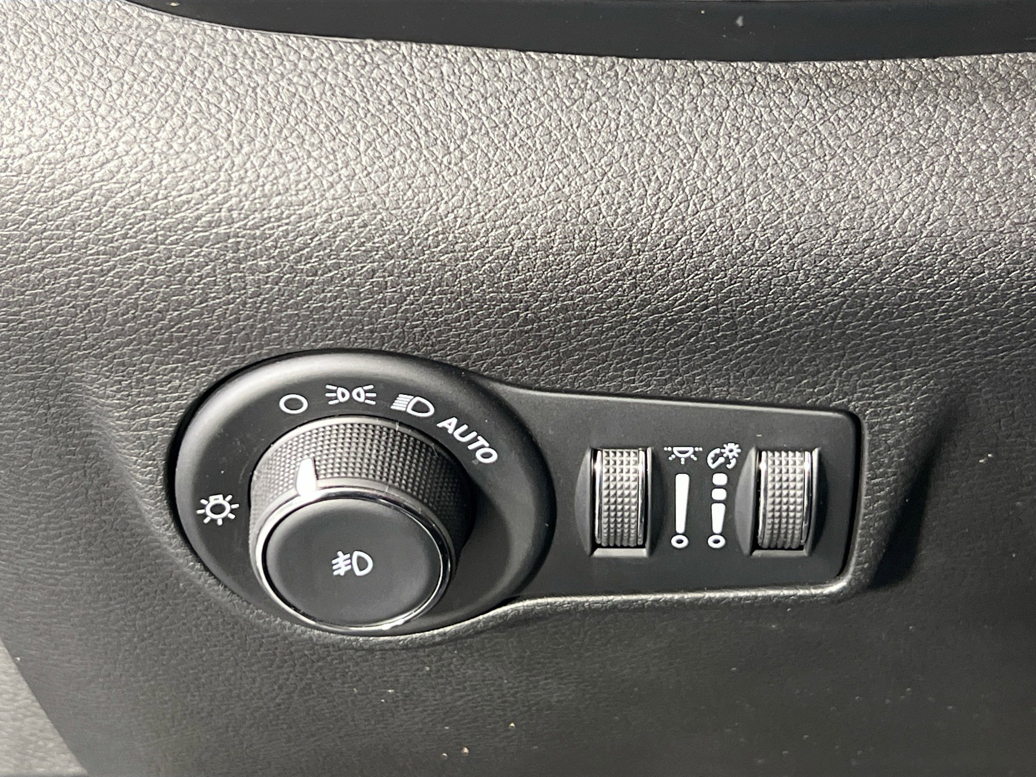 Used 2022 Jeep Compass Latitude w/ Convenience Group image 10