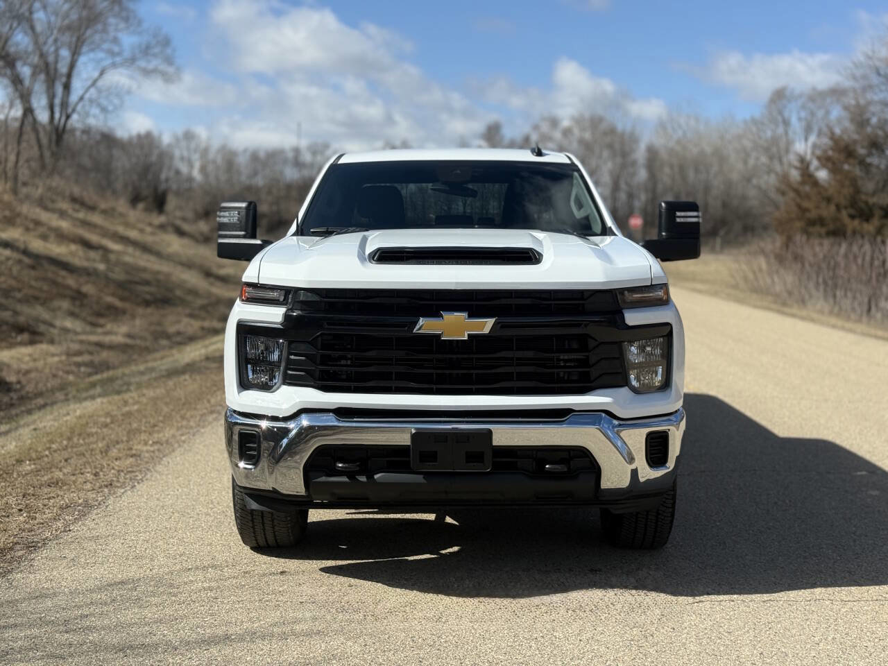 Used 2024 Chevrolet Silverado 2500 W/T image 3