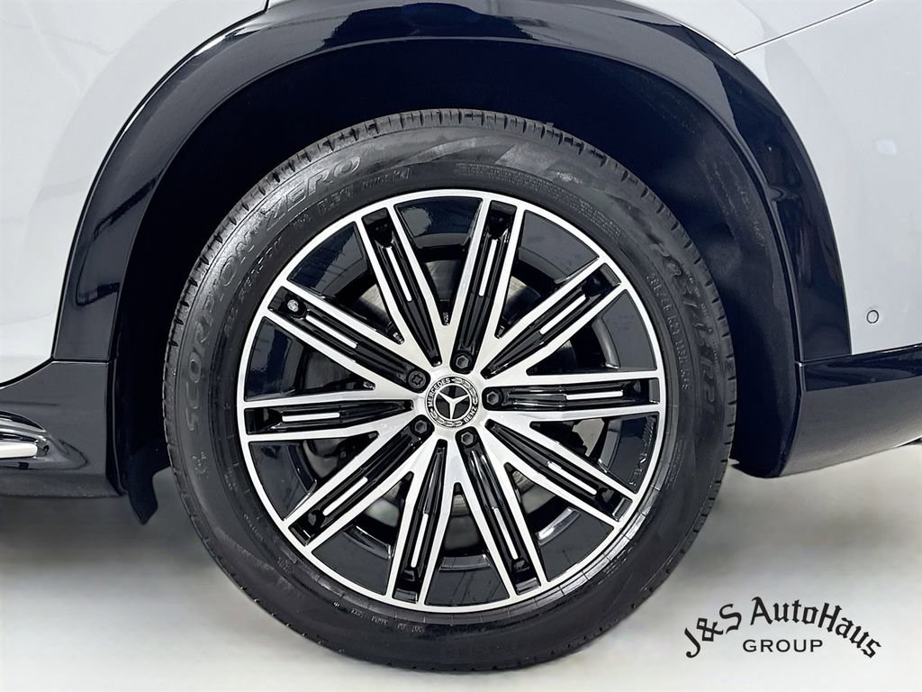 Used 2023 Mercedes-Benz EQS 580 4MATIC SUV image 40