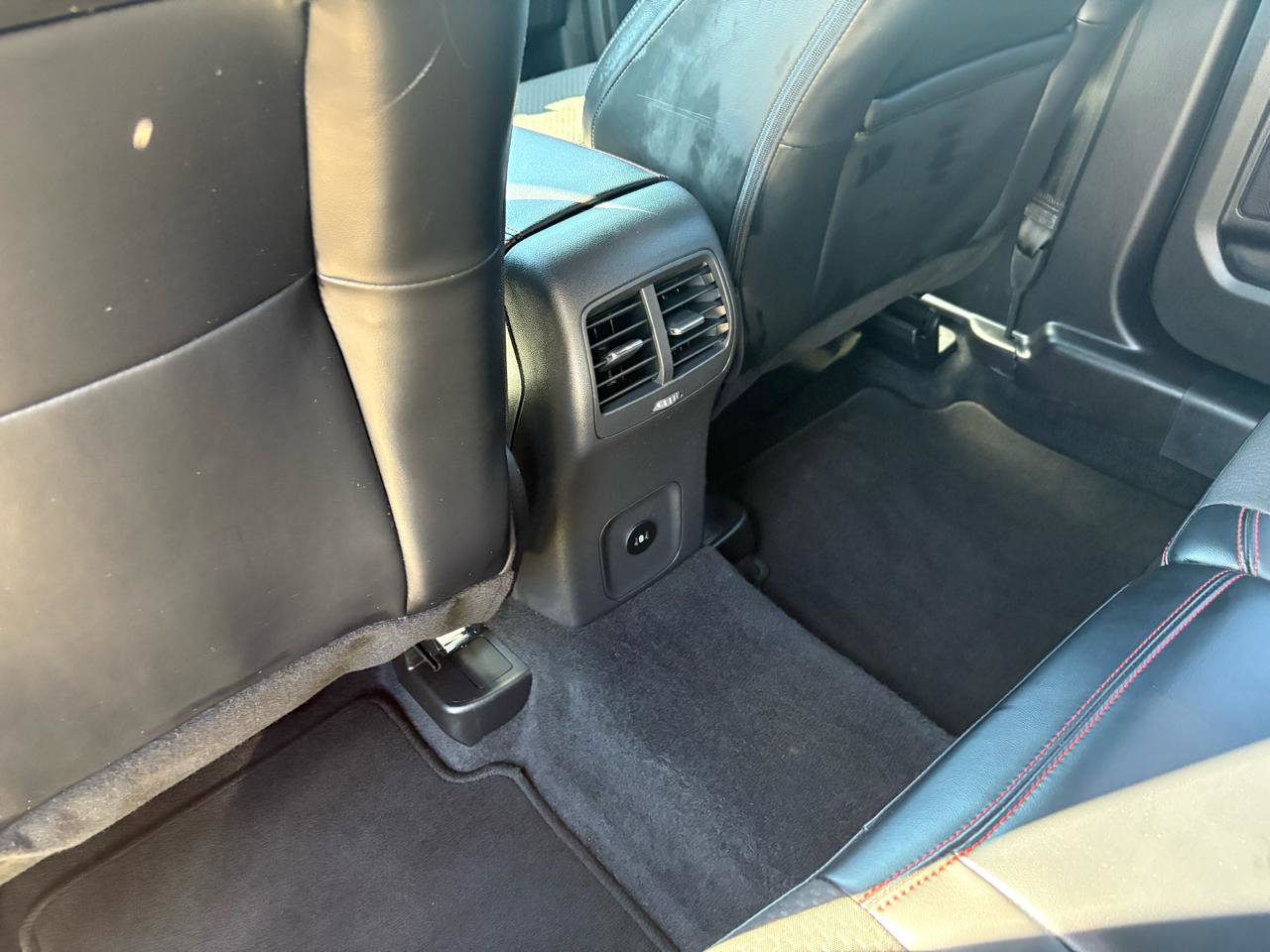 Certified 2024 Ford Escape ST-Line FWD image 35