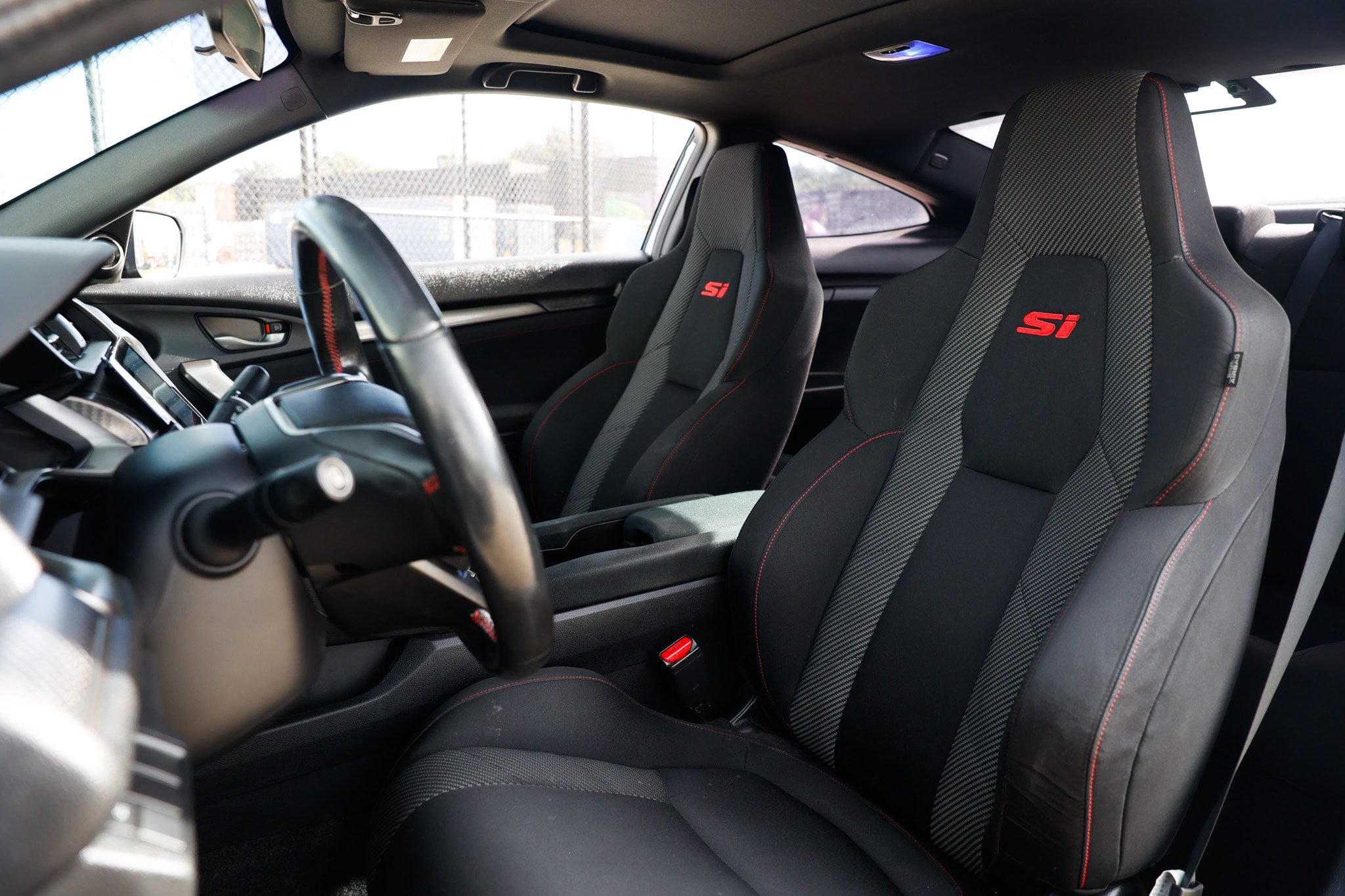 Used 2018 Honda Civic Si image 10