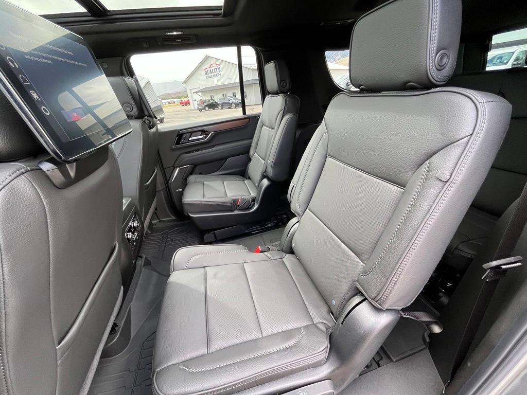 New 2026 GMC Yukon XL Denali w/ Denali Reserve Package AWD/4WD image 14