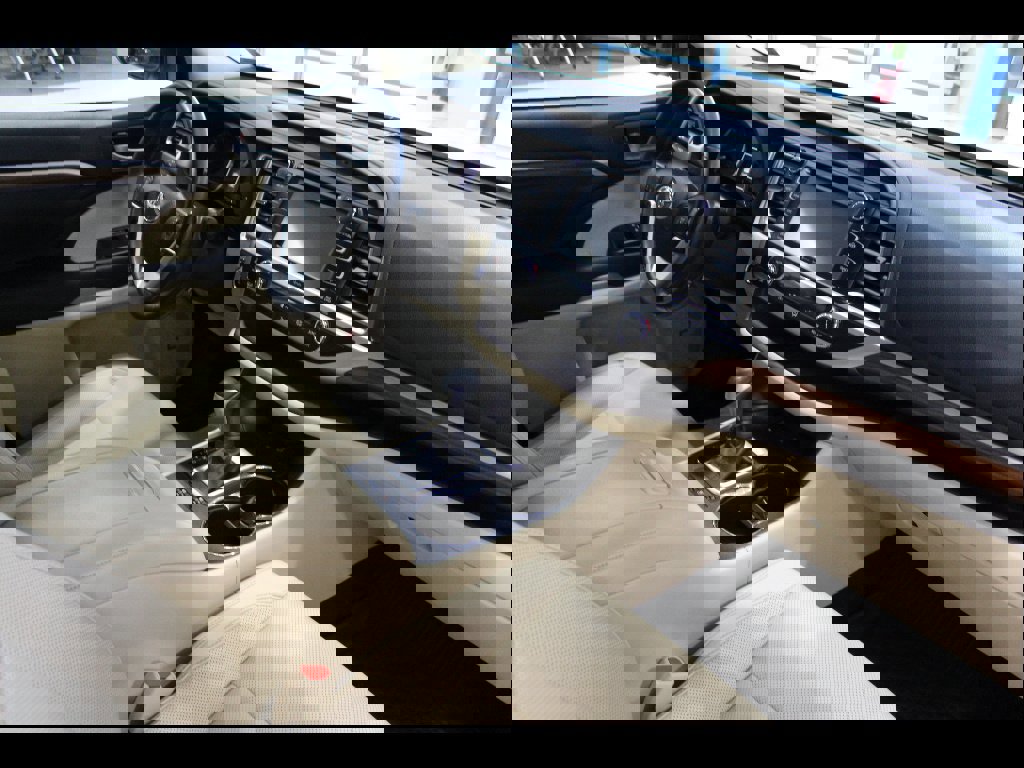 Used 2019 Toyota Highlander Limited image 24