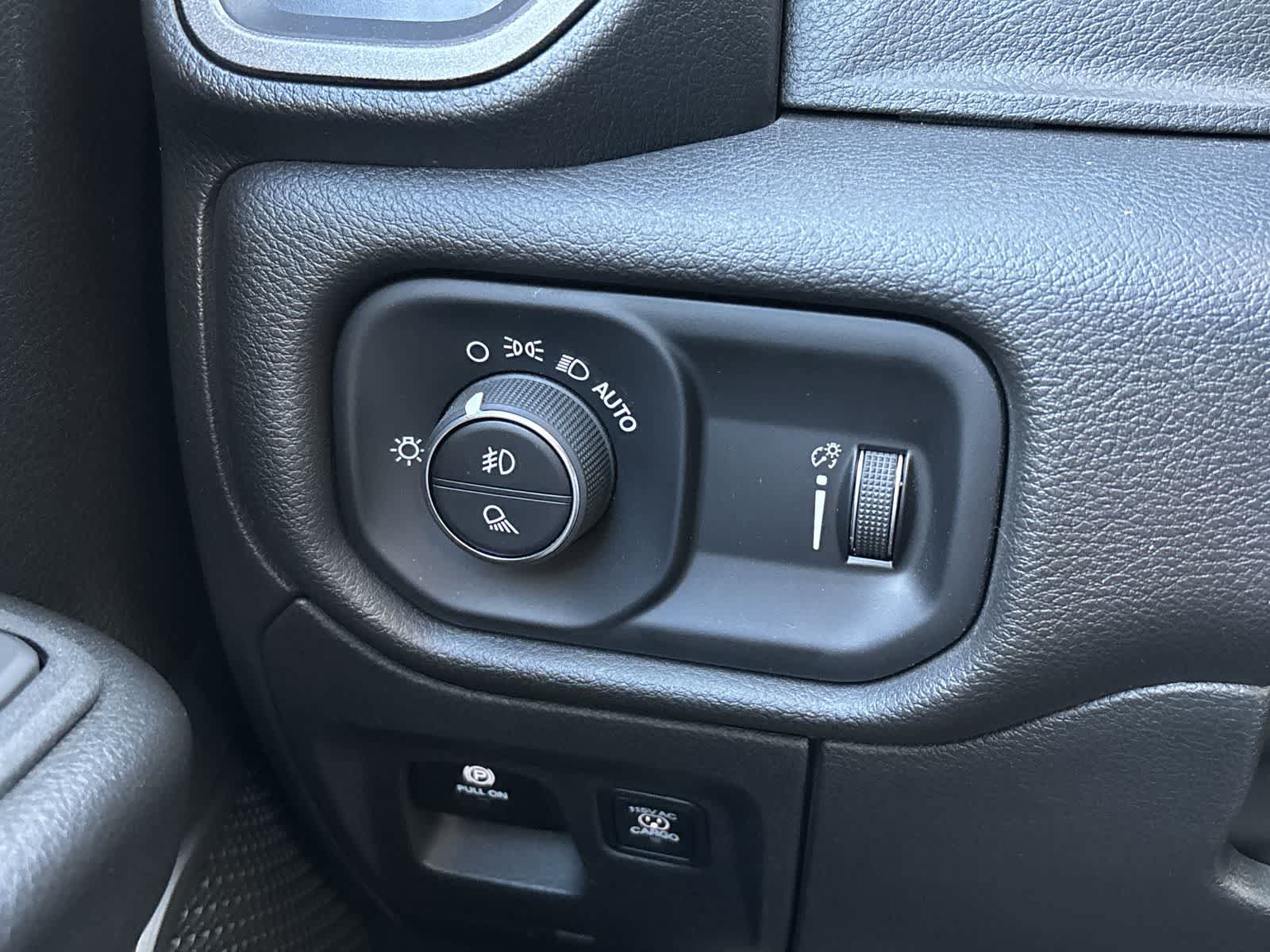 Used 2025 RAM 1500 Tradesman AWD/4WD image 11