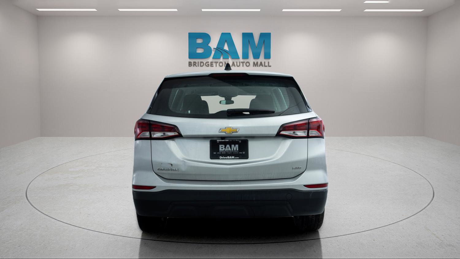Used 2022 Chevrolet Equinox LS image 6