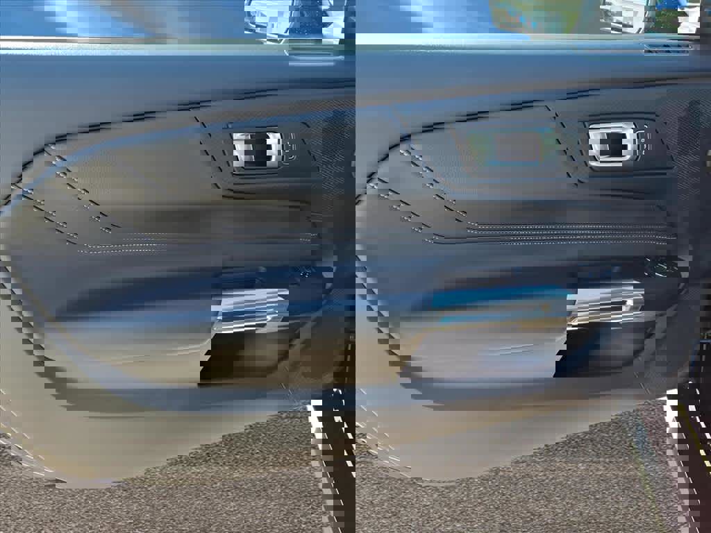 Used 2024 Ford Mustang GT Premium image 10