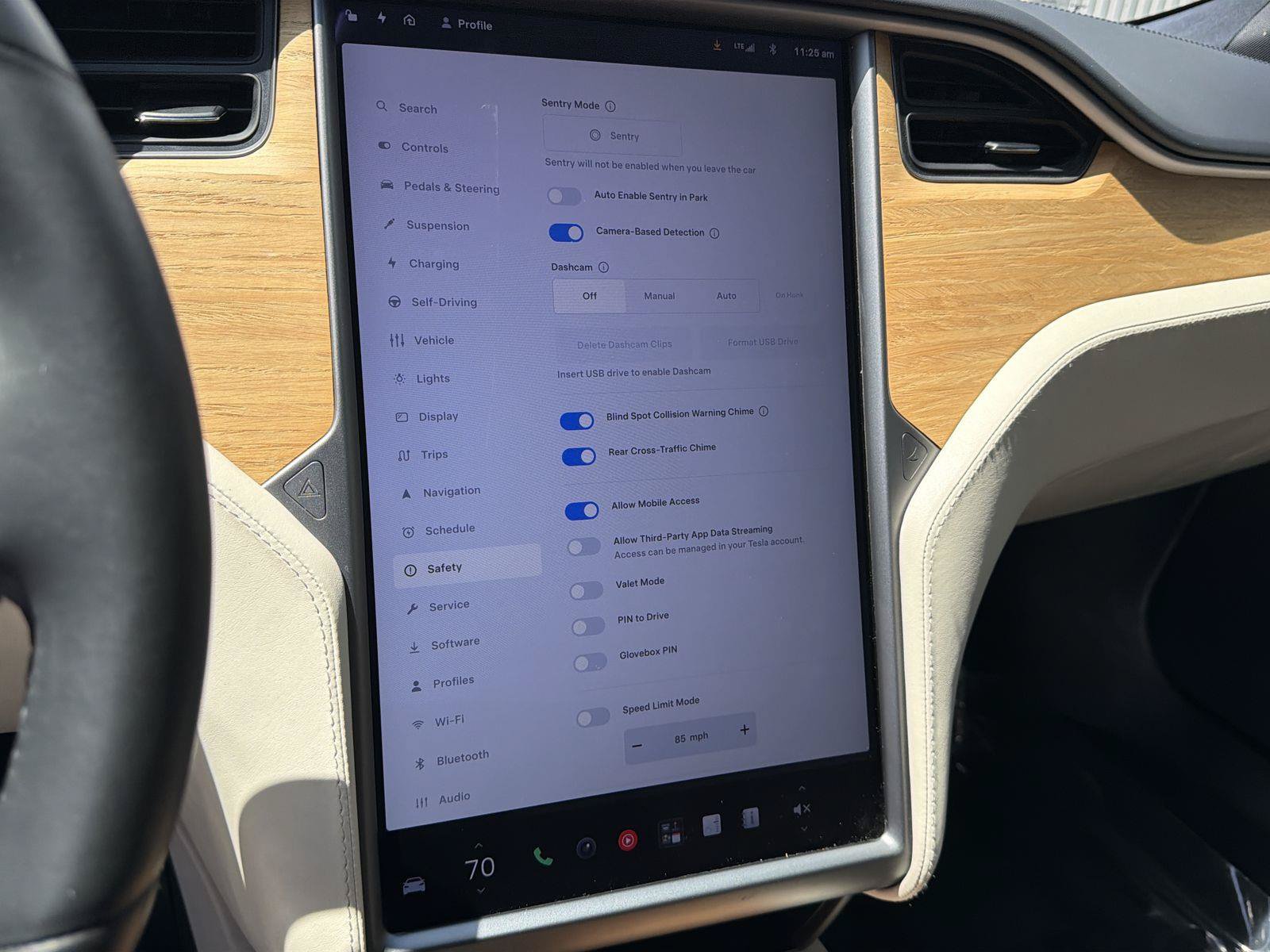 Used 2021 Tesla Model S Long Range Plus AWD/4WD image 41