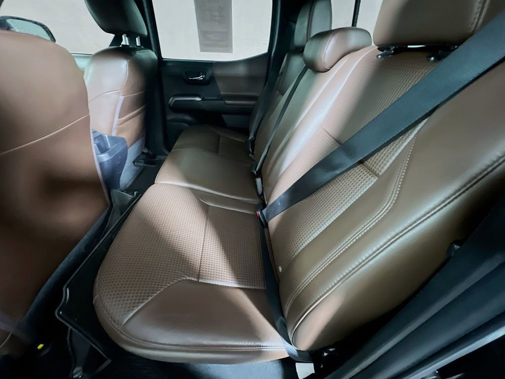 Certified 2022 Toyota Tacoma Limited image 23