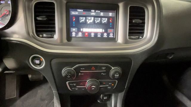 Used 2022 Dodge Charger SXT RWD image 29