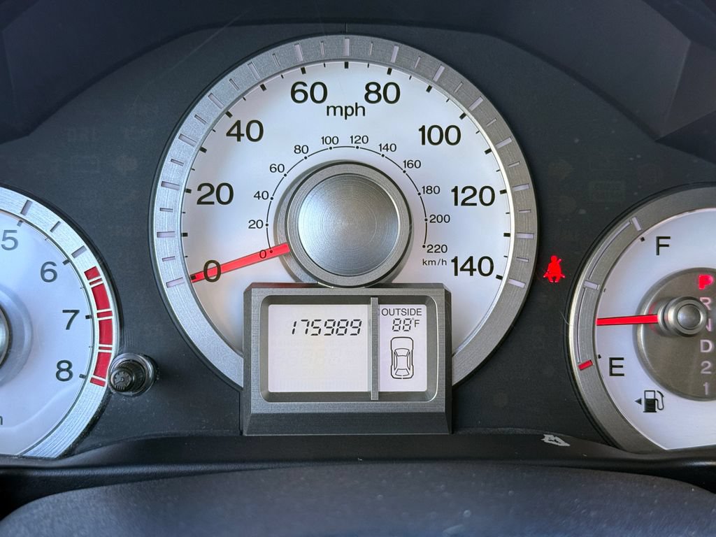 Used 2011 Honda Pilot EX-L image 23