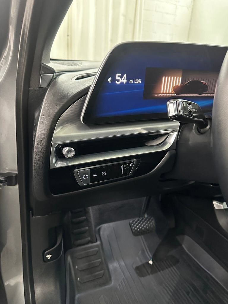 Used 2024 Cadillac Lyriq Tech w/ Driver Assist Package AWD/4WD image 16