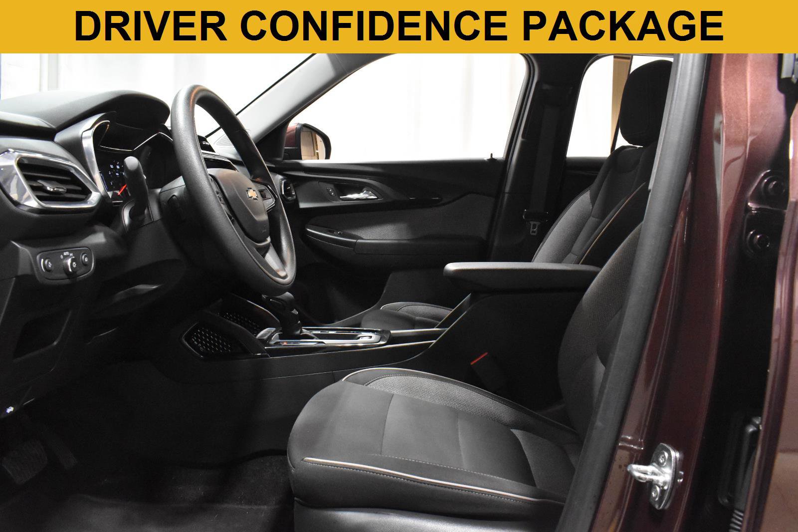 Used 2023 Chevrolet TrailBlazer LT w/ Convenience Package image 4