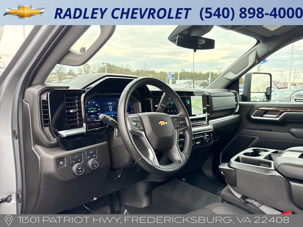 Certified 2025 Chevrolet Silverado 2500 LT w/ Convenience Package image 4