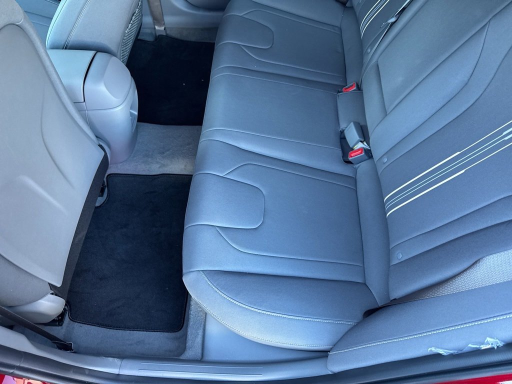 New 2025 Hyundai Elantra SEL image 16