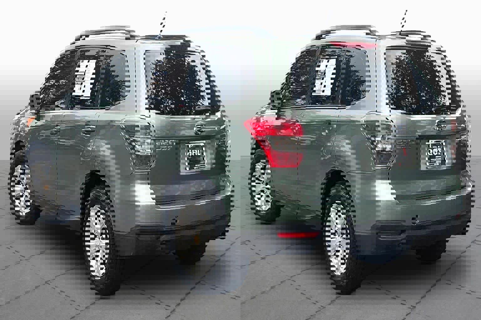 Used 2015 Subaru Forester 2.5i w/ Alloy Wheel Package image 12