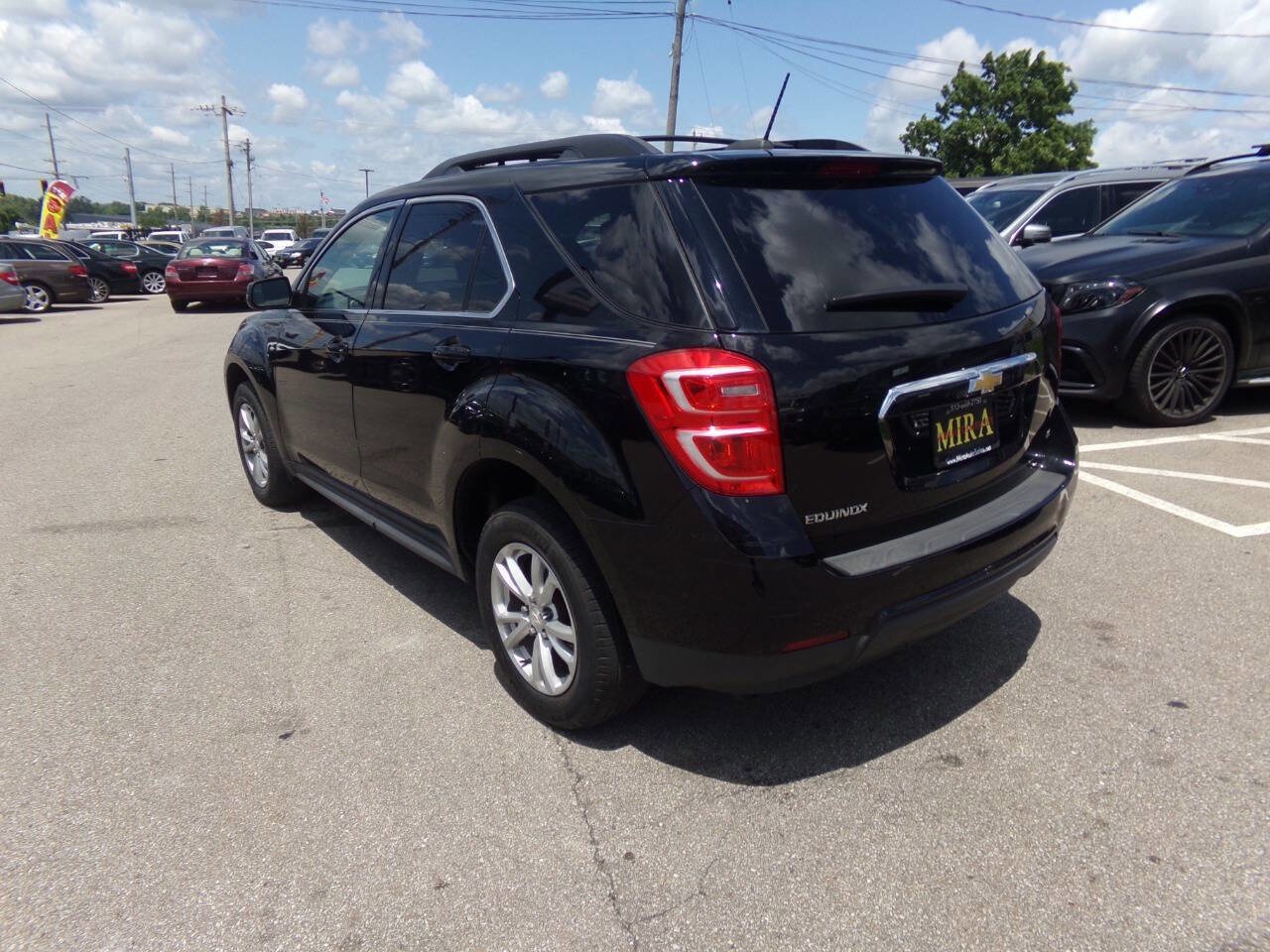 Used 2017 Chevrolet Equinox LT w/ Convenience Package image 57