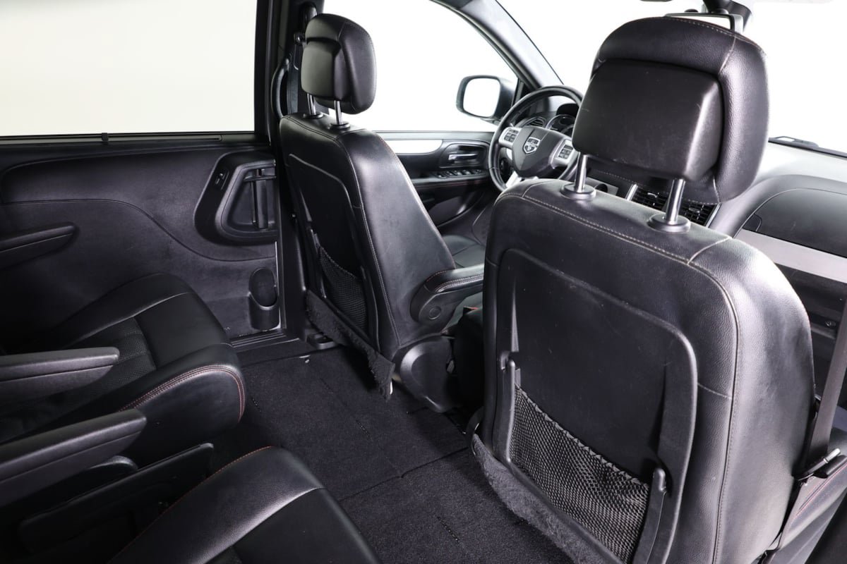 Used 2019 Dodge Grand Caravan GT FWD image 39