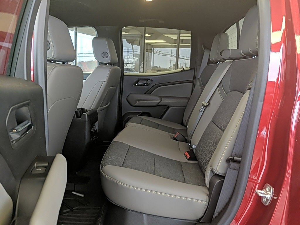 Used 2024 Chevrolet Colorado ZR2 w/ Safety Package image 13